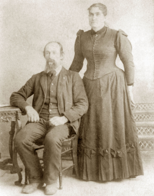 photo: John Thomas Ferrel I and wife martha Susan Costley.