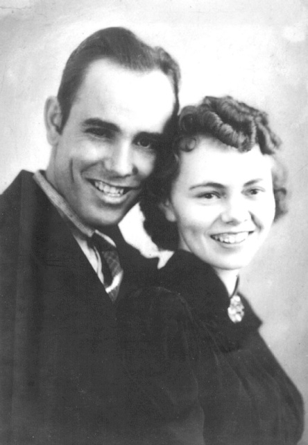 photo: wedding photo of Tom Ferrel and Irene Rost 1938.
